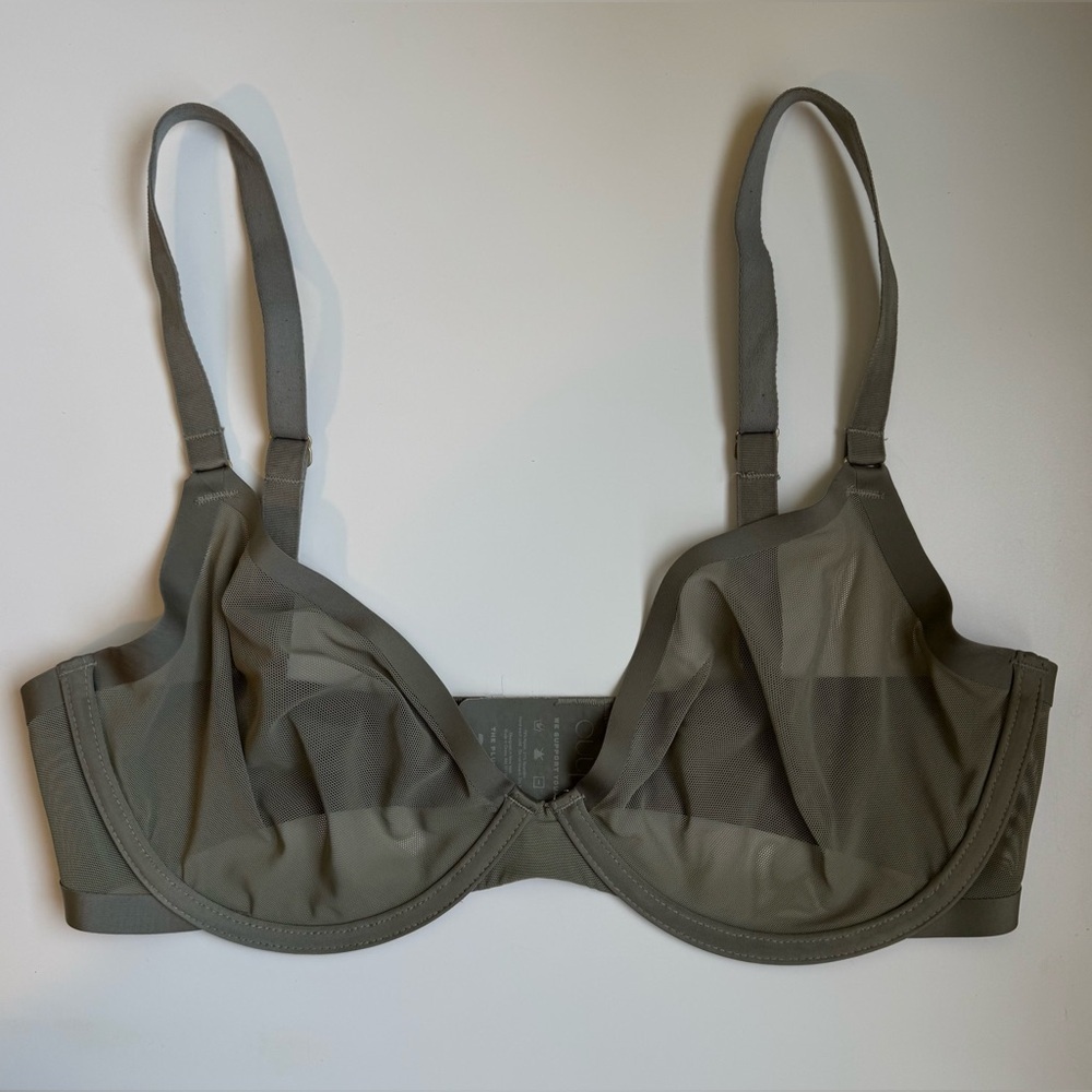 CUUP Mesh Plunge Bra 32E - Picture 3 of 5